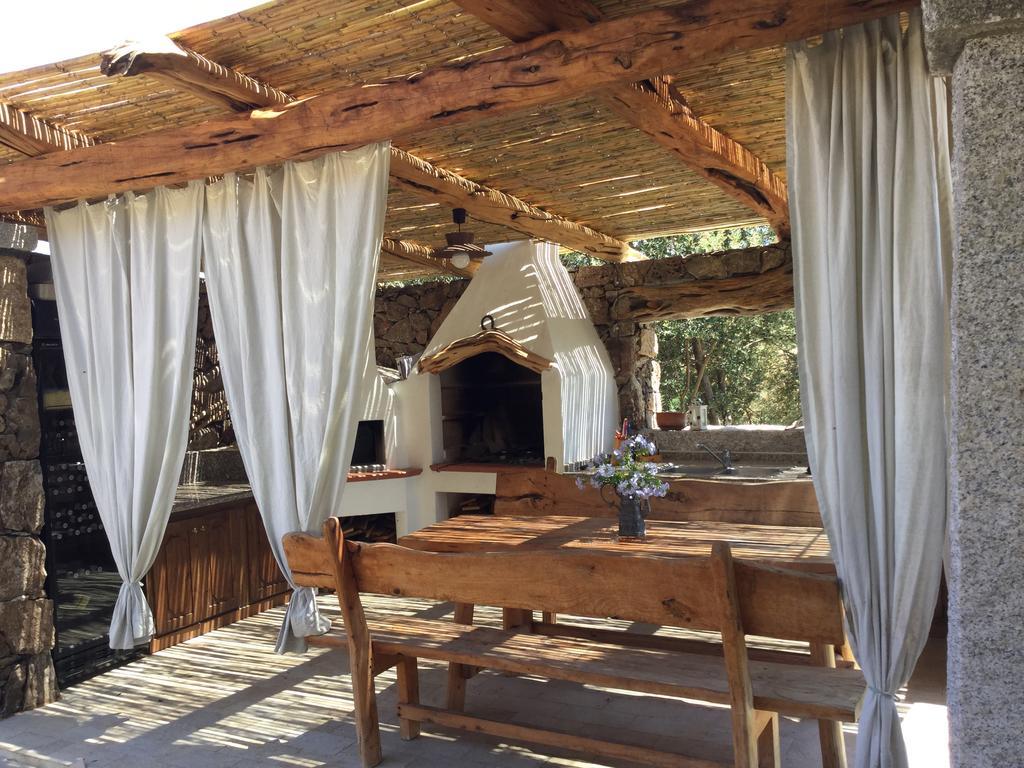 Bed and Breakfast Il Giardino Di Daniela San Teodoro  Exterior foto